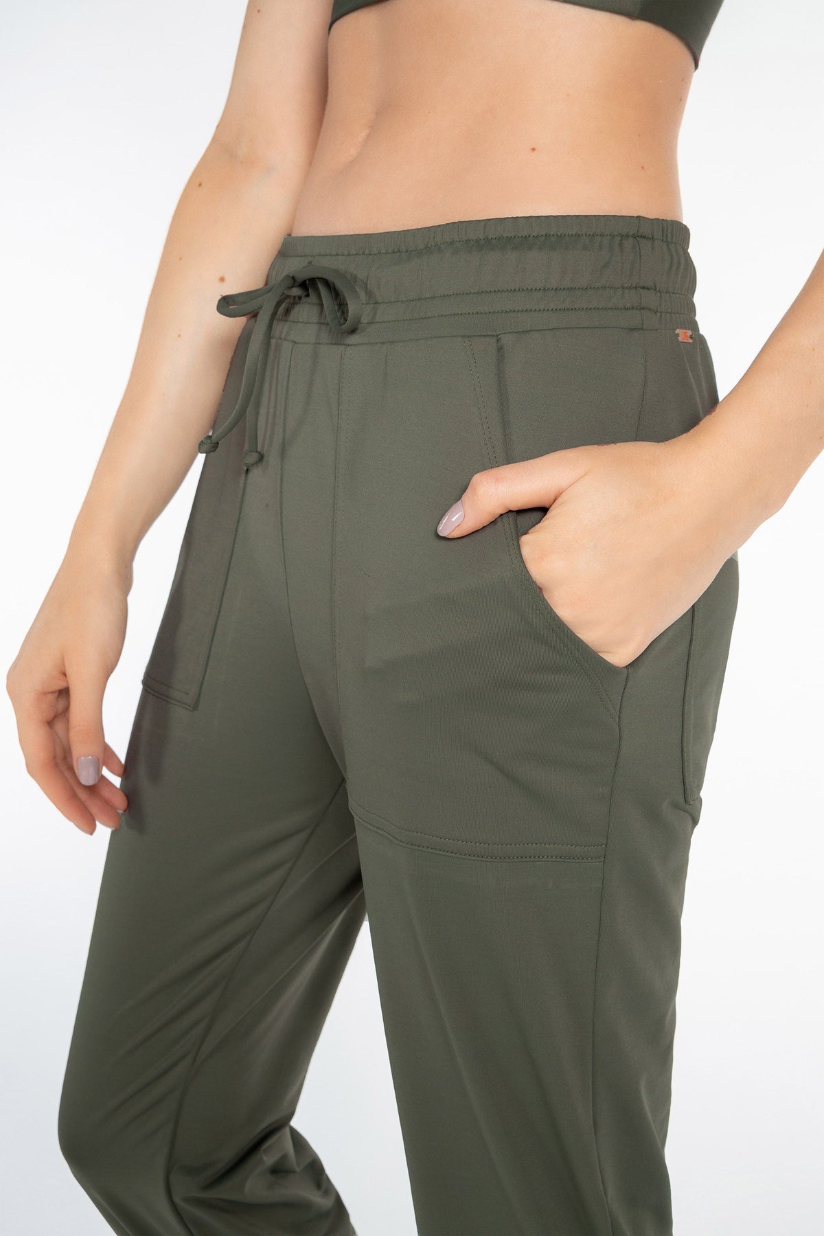 Essential Wellness Tie Pants