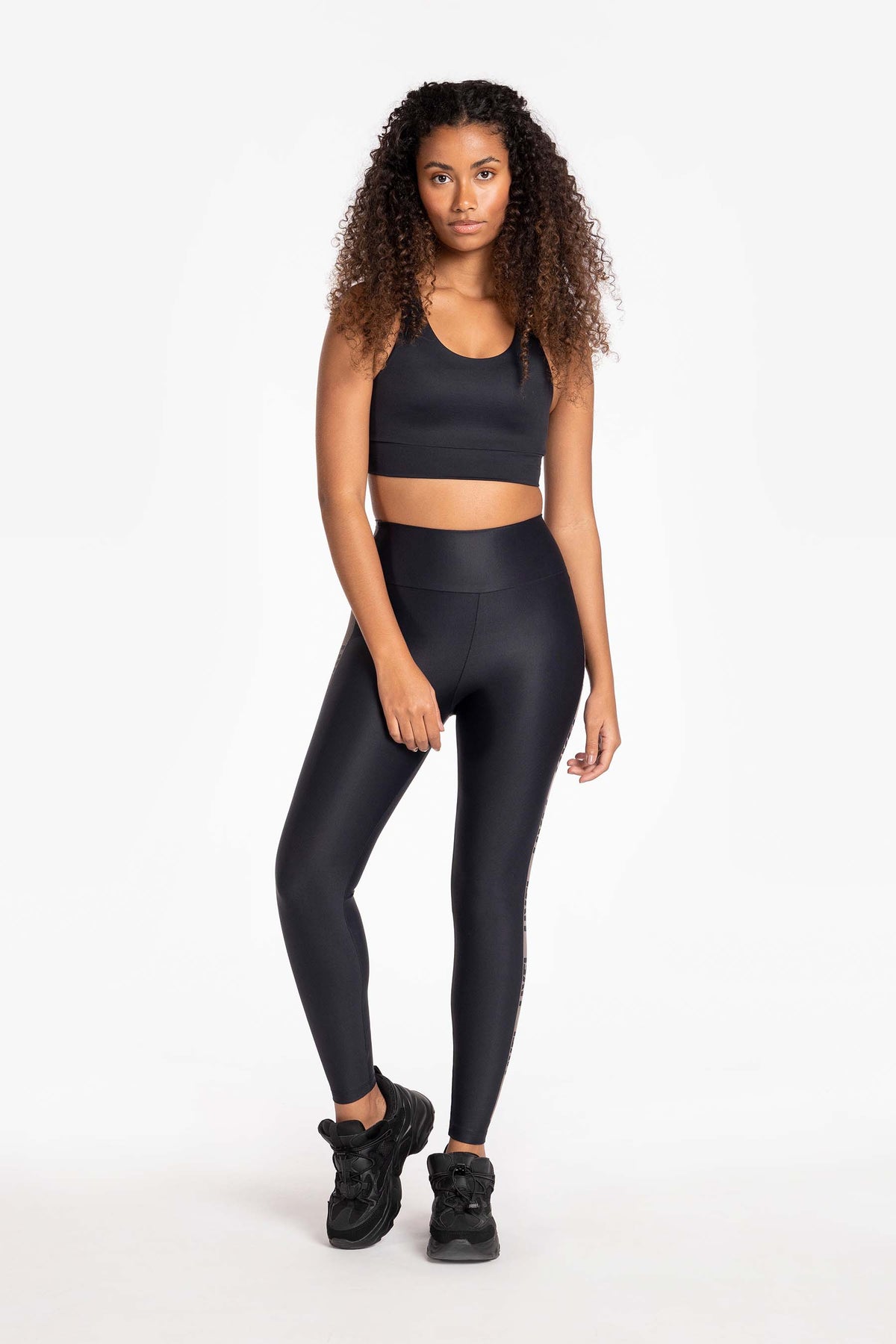 LIVE! Graphic Legging