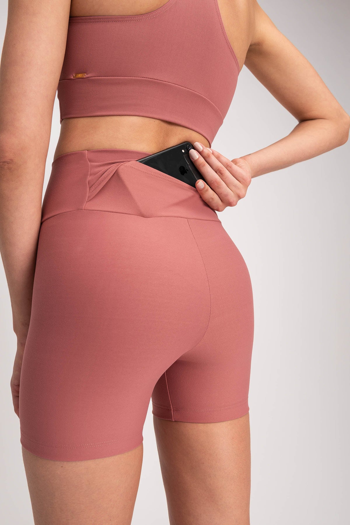 Essential Active Pocket Shorties