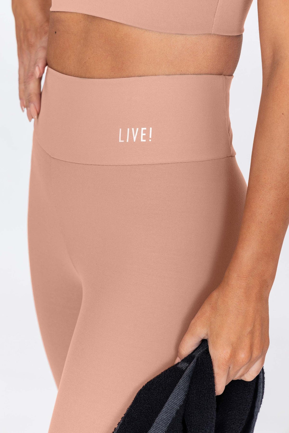 Essential Active Pocket Leggings