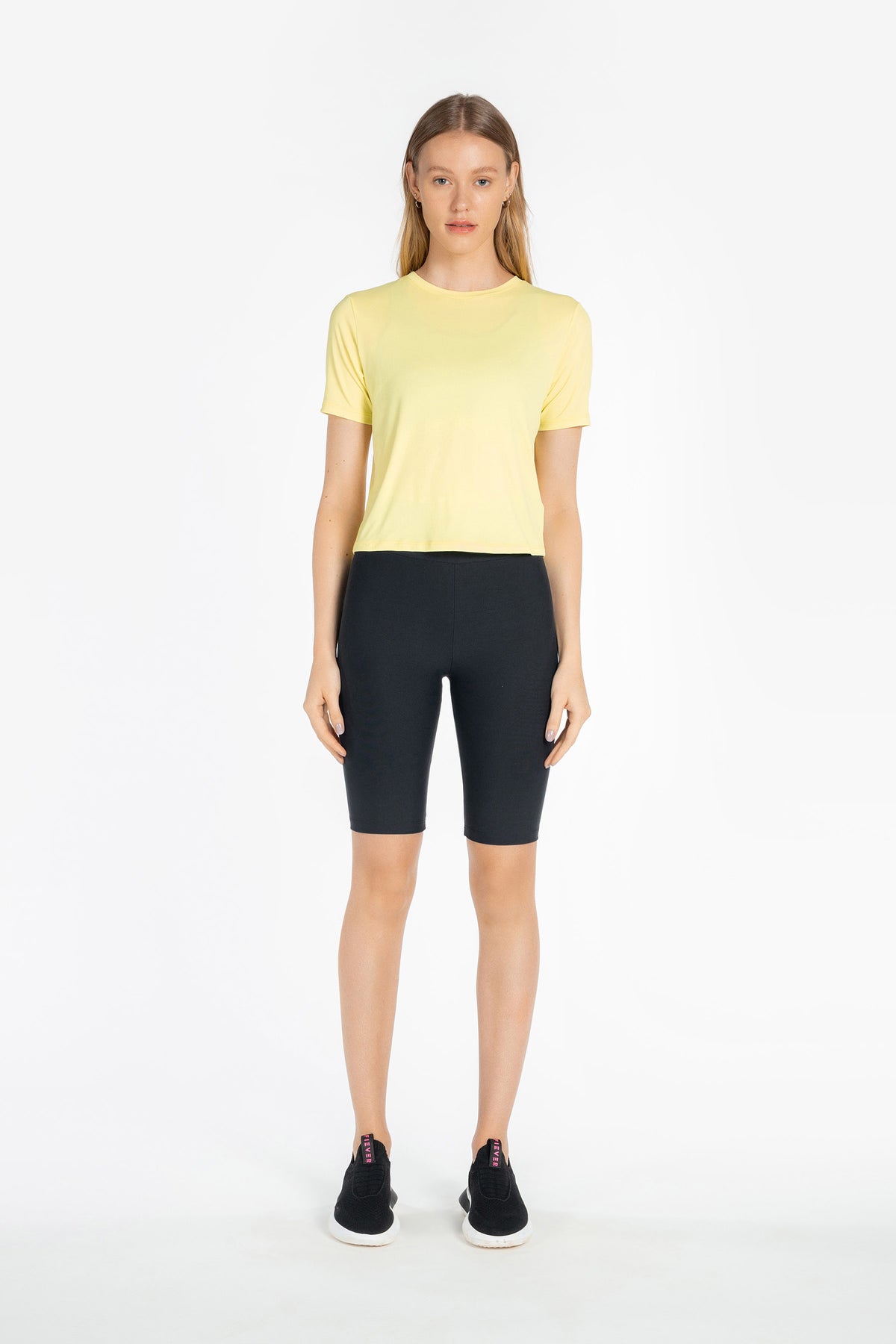 Comfy Slim Cropped T-Shirt